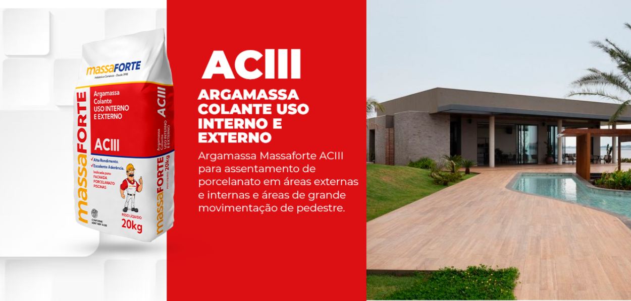Argamassa ACIII Massaforte para áreas de grande movimentação, em uma casa com piscina